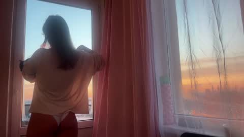 Alexandra Sasha in short online show from 02.05.25