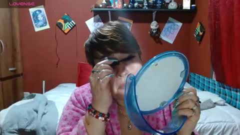 Snapshot of sasharosee2 chatting on 10.08.25 S A S H A R O S E online show from 10.08.25