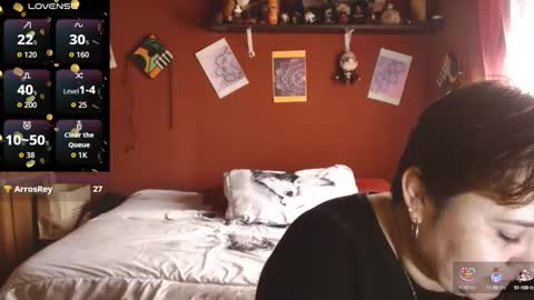 Snapshot of sasharosee2 chatting on 10.11.25 S A S H A R O S E online show from 10.11.25