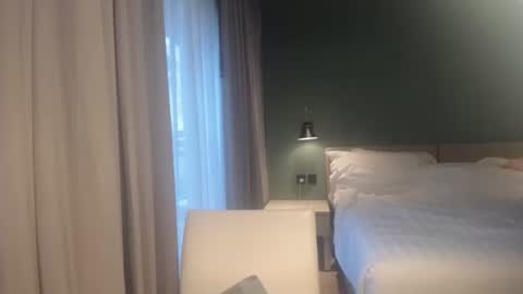 Sasha online show from 11.04.25