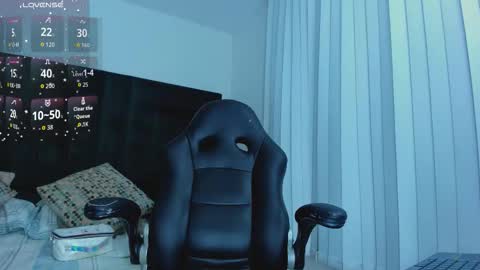 Snapshot of saskiagrendel chatting on 10.19.25 saskiagrendel online show from 10.19.25