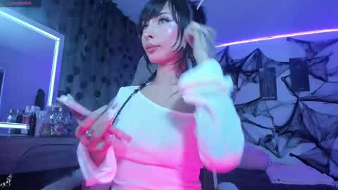 Snapshot of satanbabee_ chatting on 10.03.25 im expecting 300 thumbs up on my altar online show from 10.03.25