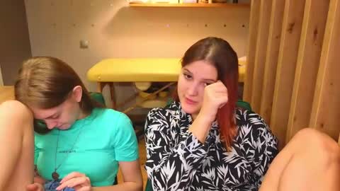 Snapshot of sav_anna chatting on 12.14.24 LUNA and ANNA    online show from 12.14.24