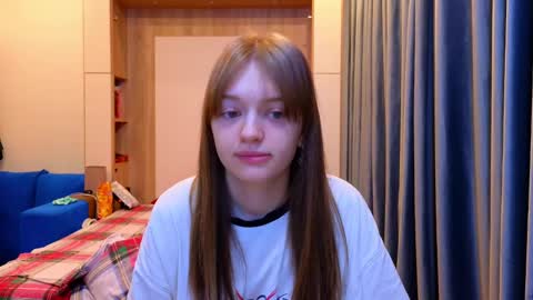 Snapshot of sav_anna chatting on 01.26.25 LUNA and ANNA    online show from 01.26.25