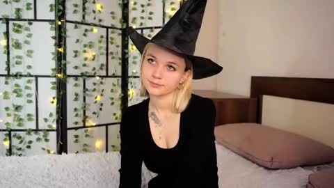 savannahshor online show from 10.18.25