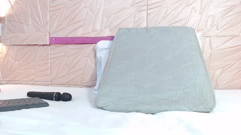 savory_pussy18 online show from 01.15.25