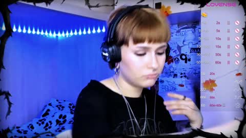 Snapshot of say_mary chatting on 12.16.24 pronoun she. name Mary. age 21. online show from 12.16.24