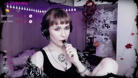 Snapshot of say_mary chatting on 02.03.25 pronoun she. name Mary. age 21. online show from 02.03.25