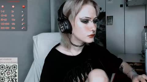 Snapshot of say_mary chatting on 09.13.25 pronoun she. name Mary. age 21. online show from 09.13.25
