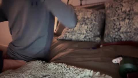 sbs8877 online show from 11.18.25