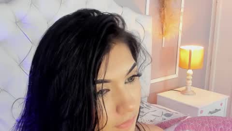 scarlet hill online show from 02.27.25