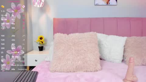 Scarlet  online show from 02.08.25