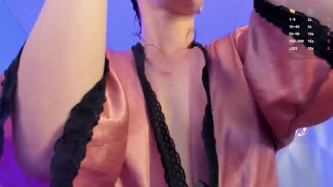 Scarlet  online show from 09.18.25