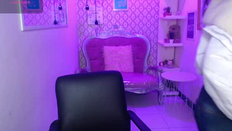 Scarleth online show from 01.25.25