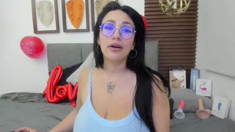 scarleth online show from 02.14.25