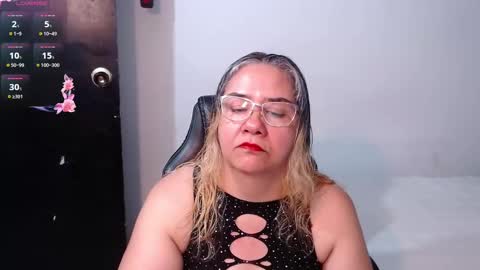 Snapshot of scarlett_duboi1 chatting on 02.11.25 Scarlett online show from 02.11.25