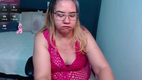 Snapshot of scarlett_duboi1 chatting on 03.10.25 Scarlett online show from 03.10.25