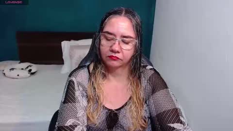 Snapshot of scarlett_duboi1 chatting on 10.18.25 Scarlett online show from 10.18.25