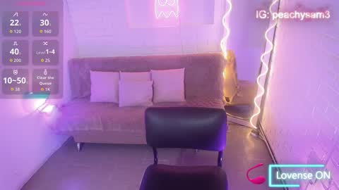 Snapshot of scarletth_tay chatting on 11.28.25 Scarletth tay online show from 11.28.25