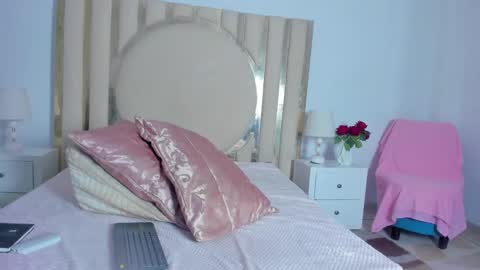Snapshot of scarlettross_ chatting on 01.27.25 Scarlett Ross online show from 01.27.25