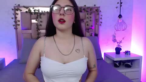 Scarlet online show from 11.20.25