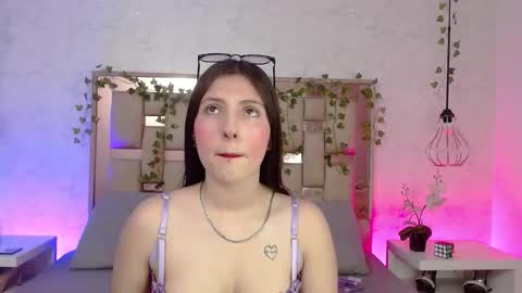 Scarlet online show from 11.26.25