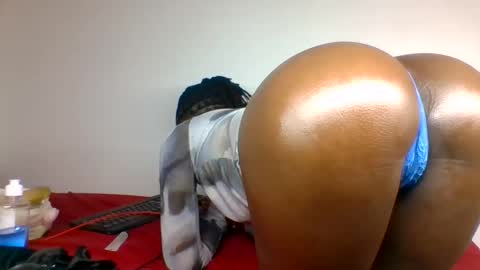 scentedfriction online show from 11.24.25