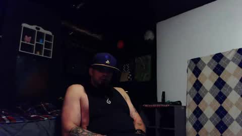 Snapshot of schecter7x chatting on 10.06.25 Schecter7x online show from 10.06.25