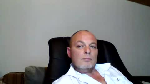 Snapshot of schnibschnab chatting on 10.12.25 schnibschnab online show from 10.12.25