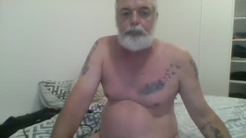 Snapshot of schooner73 chatting on 02.04.25 Schooner73 online show from 02.04.25