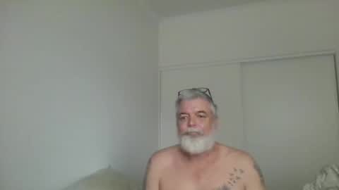 Snapshot of schooner73 chatting on 02.12.25 Schooner73 online show from 02.12.25