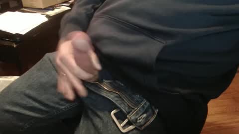 Snapshot of scottbearfun chatting on 02.14.25 scottbearfun online show from 02.14.25