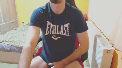 Snapshot of scotty_98 chatting on 01.17.25 scotty_98 online show from 01.17.25