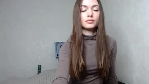 Snapshot of scratc_h chatting on 02.24.25 scratc_h online show from 02.24.25
