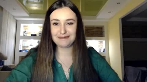 Snapshot of sea_cocktail chatting on 12.28.24 Elizabeth  online show from 12.28.24