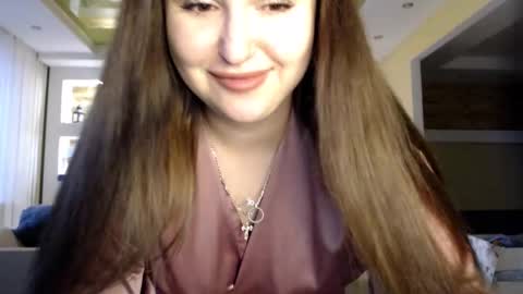 Snapshot of sea_cocktail chatting on 01.06.25 Elizabeth  online show from 01.06.25