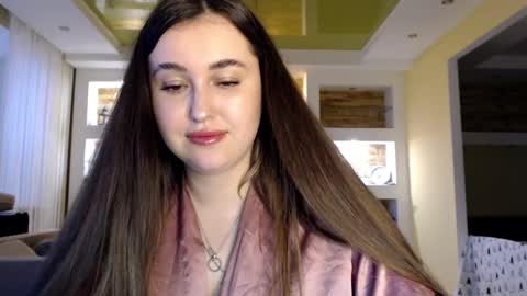 Snapshot of sea_cocktail chatting on 01.13.25 Elizabeth  online show from 01.13.25