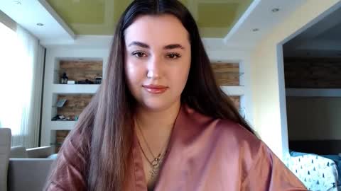 Snapshot of sea_cocktail chatting on 02.04.25 Elizabeth  online show from 02.04.25