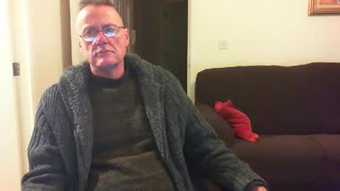 Snapshot of seakrait chatting on 01.05.25 seakrait online show from 01.05.25