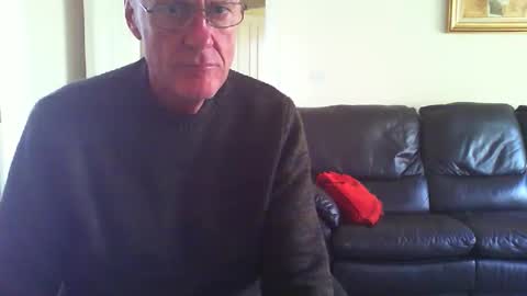 Snapshot of seakrait chatting on 10.23.25 seakrait online show from 10.23.25