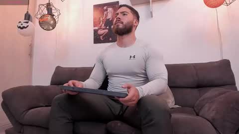Instagram jeanpaulfit  online show from 10.04.25