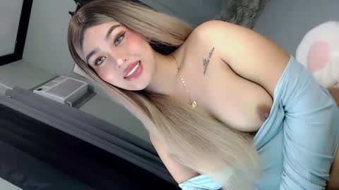 Chloe online show from 02.27.25