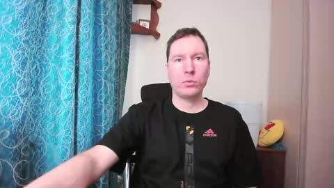 Snapshot of secret_lover_xxx chatting on 02.24.25 Secret lover XXX online show from 02.24.25