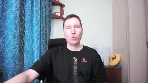 Snapshot of secret_lover_xxx chatting on 02.26.25 Secret lover XXX online show from 02.26.25