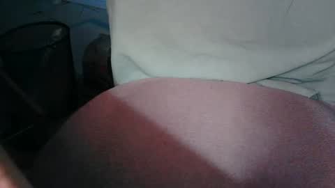 Snapshot of secretrub chatting on 02.08.25 secretrub online show from 02.08.25