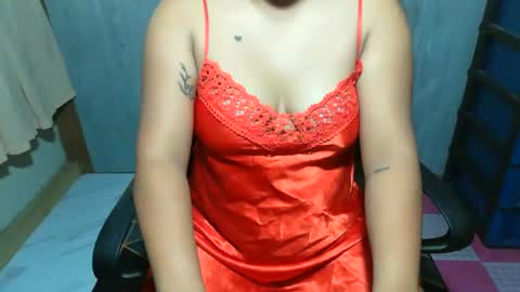 Snapshot of seductive_pinay2 chatting on 10.02.25 seductive_pinay2 online show from 10.02.25