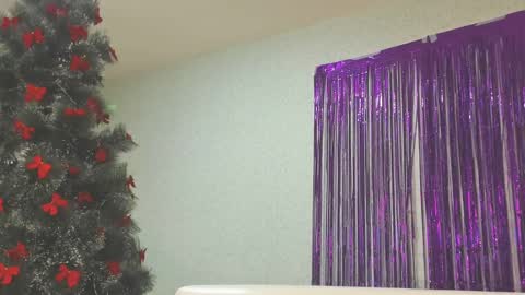 seductive_she_wolf online show from 12.28.24