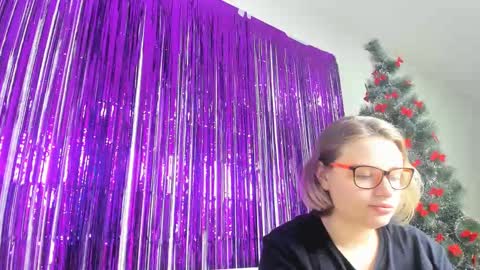 seductive_she_wolf online show from 01.10.25