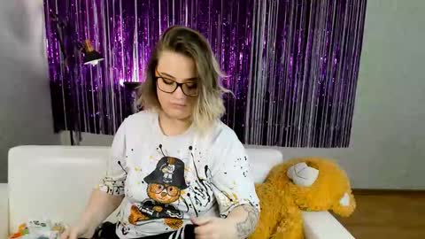 seductive_she_wolf online show from 03.01.25
