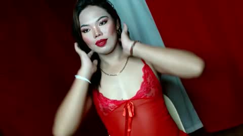 Snapshot of seductress_lust chatting on 02.08.25 cassie online show from 02.08.25